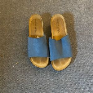 Sandles heel